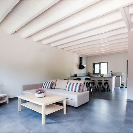 Olive Grove House 酒店 4*