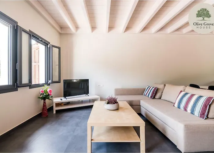 호텔 Olive Grove House 4*