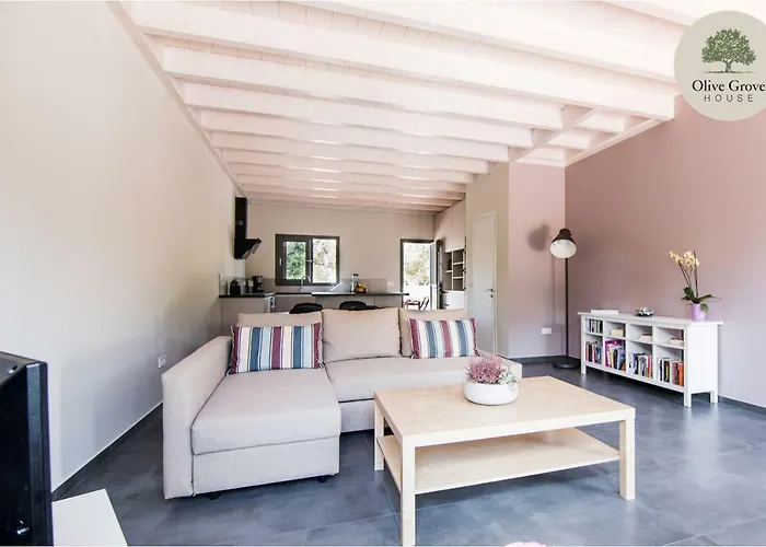 Olive Grove House Hotel 4*